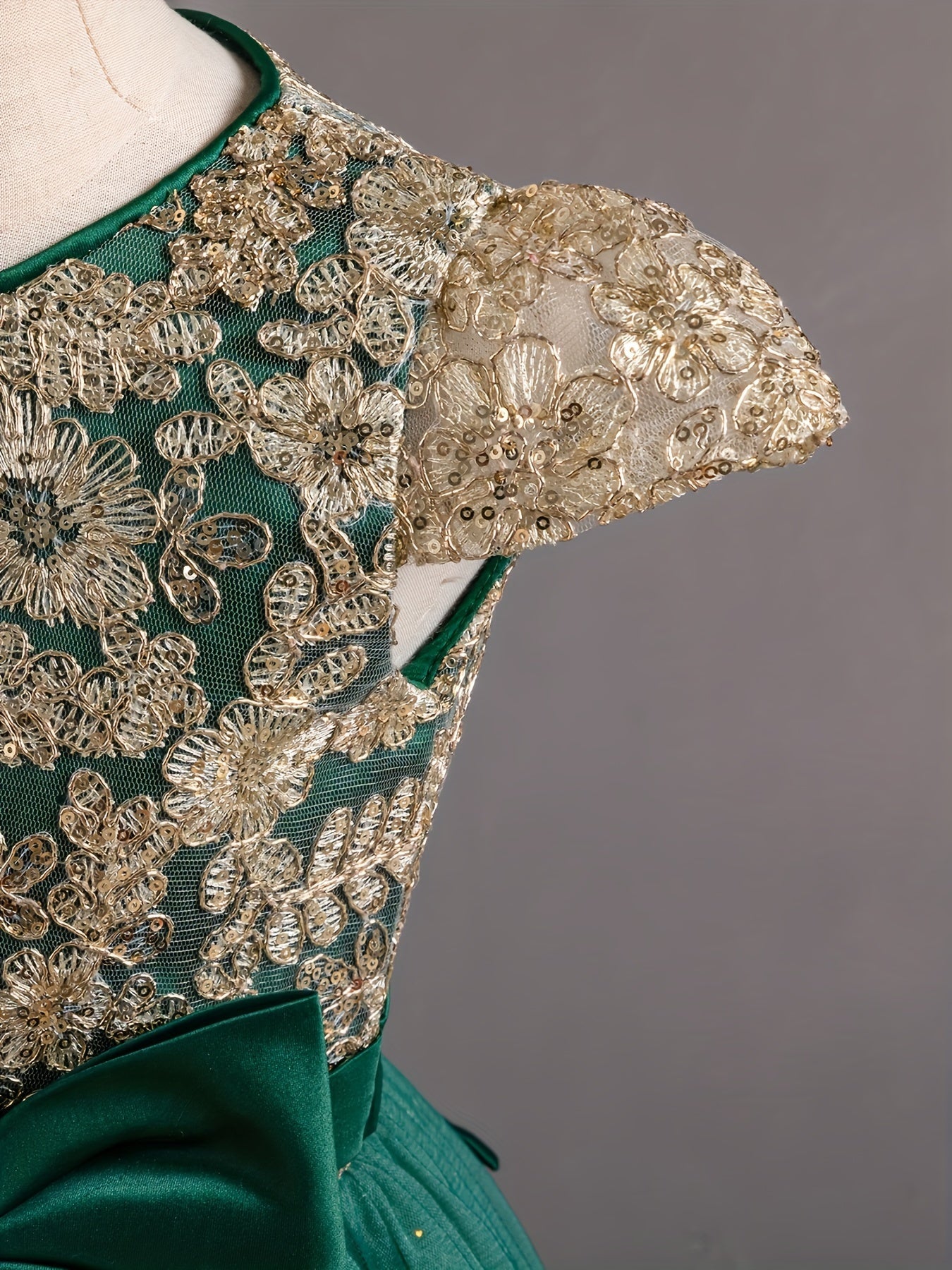 Girls Lace Embroidered Gown, Vintage Kids Tulle Puffy Dress, Wedding Bridesmaid Flower Girl Princess Long Dress, Pageant Formal Ball Gown